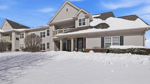 W206N16704 Blackberry Cir, Jackson, WI, 53037-8988 | Card Image