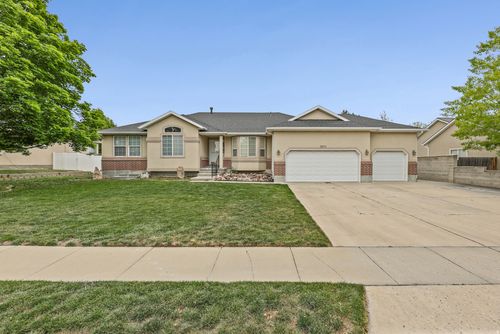 3674 W Elk Valley Ln, South Jordan, UT, 84009-9537 | Card Image