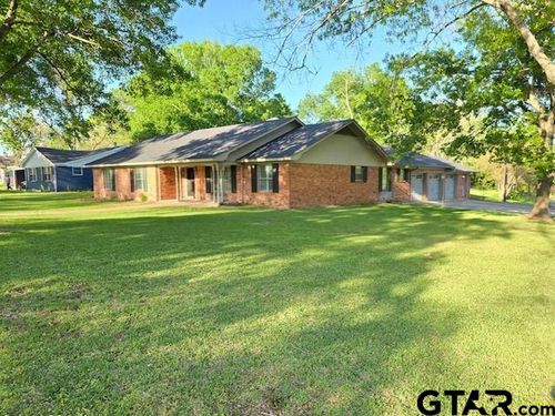 926 Circle Dr, Jacksonville, TX, 75766-2730 | Card Image