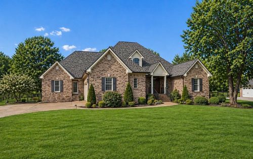 3917 Amanda Beth Ct, Columbia, TN, 38401-8656 | Card Image