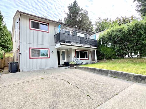 257 Angela Dr, Port Moody, BC, V3H3X7 | Card Image
