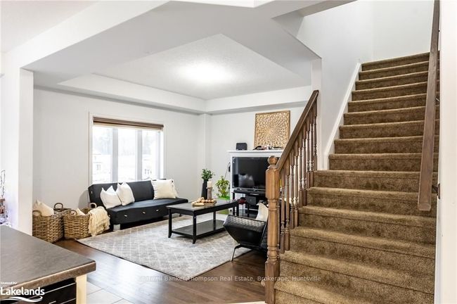 27 Woodstream Dr, House other with 3 bedrooms, 2 bathrooms and 4 parking in Huntsville ON | Image 12