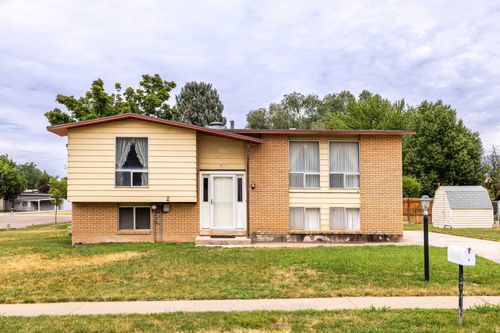 801 E 700 N, Layton, UT, 84041-2702 | Card Image