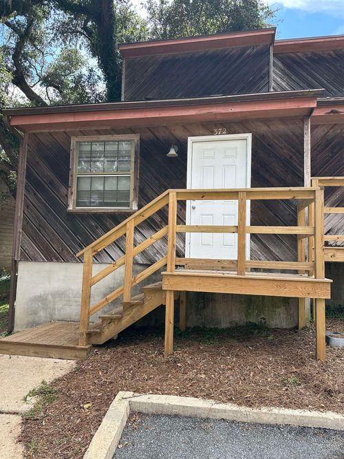 372 Hayden Rd, Tallahassee, FL, 32304-4270 | Card Image
