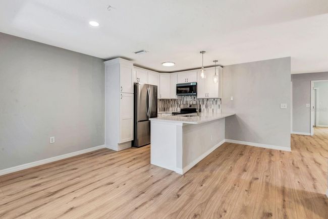 5192 Cedar Hammock Ln, House other with 3 bedrooms, 2 bathrooms and null parking in SARASOTA FL | Image 8