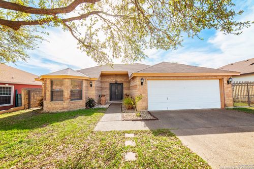 96 Grove Ave, Laredo, TX, 78045-7731 | Card Image