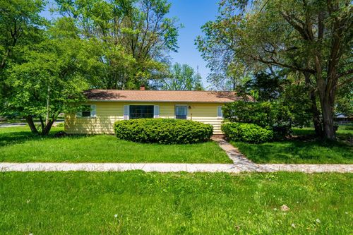 500 E Franklin St, Hudson, IL, 61748-9005 | Card Image