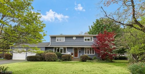 15 Stephen Ave, Lincoln Park, NJ, 07035-1218 | Card Image