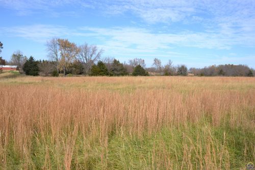 000 E Santa Fe Ave, Burlingame, KS, 66413 | Card Image