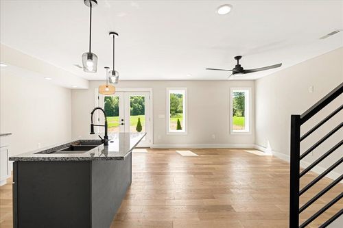 143 Crooked Creek Dr, London, KY, 40744-8481 | Card Image