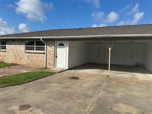 608 Verhalen Rd, Alvin, TX, 77511-5389 | Card Image