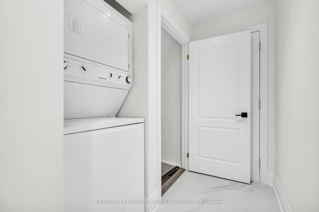 6 Miami Grove, House attached with 5 bedrooms, 5 bathrooms and 1 parking in Brampton ON | Image 36