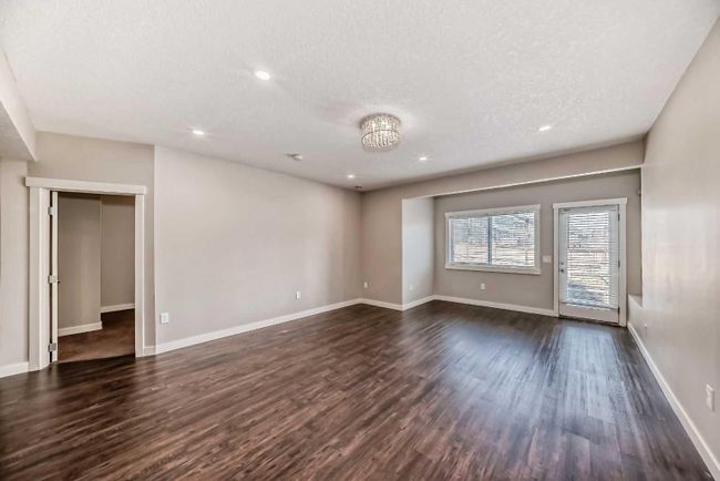 554 Sherwood Boulevard Nw, Home with 6 bedrooms, 3 bathrooms and 4 parking in Calgary AB | Image 28