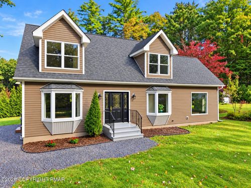 5167 Pine St, Kunkletown, PA, 18058-7912 | Card Image