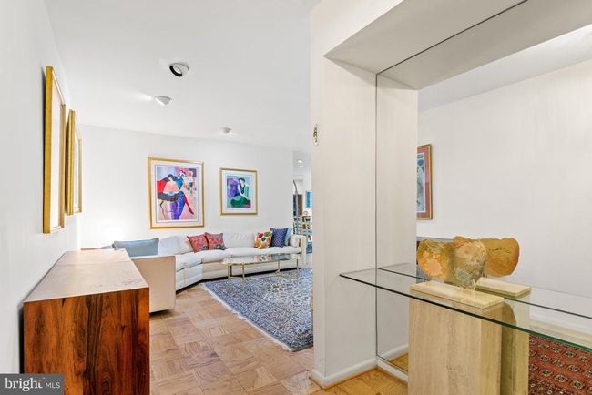 APT-401 - 7 Slade Ave, Condo with 3 bedrooms, 2 bathrooms and null parking in Baltimore MD | Image 4