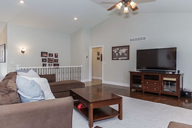 1619 W Meadowlark Dr, Home with 3 bedrooms, 3 bathrooms and null parking in Pontiac IL | Image 13