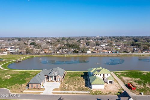 203 Waterpointe Ln, Scott, LA, 70583-5661 | Card Image