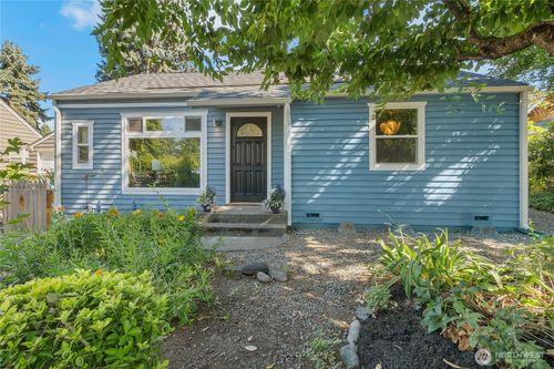 616 North St Se, Tumwater, WA, 98501-3439 | Card Image