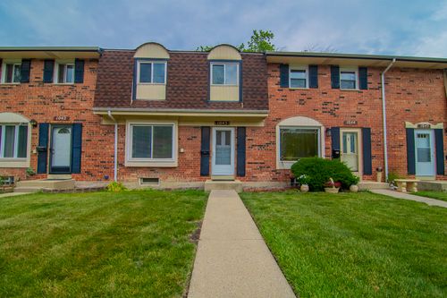 1043 Lioncrest Dr, Richton Park, IL, 60471-1316 | Card Image