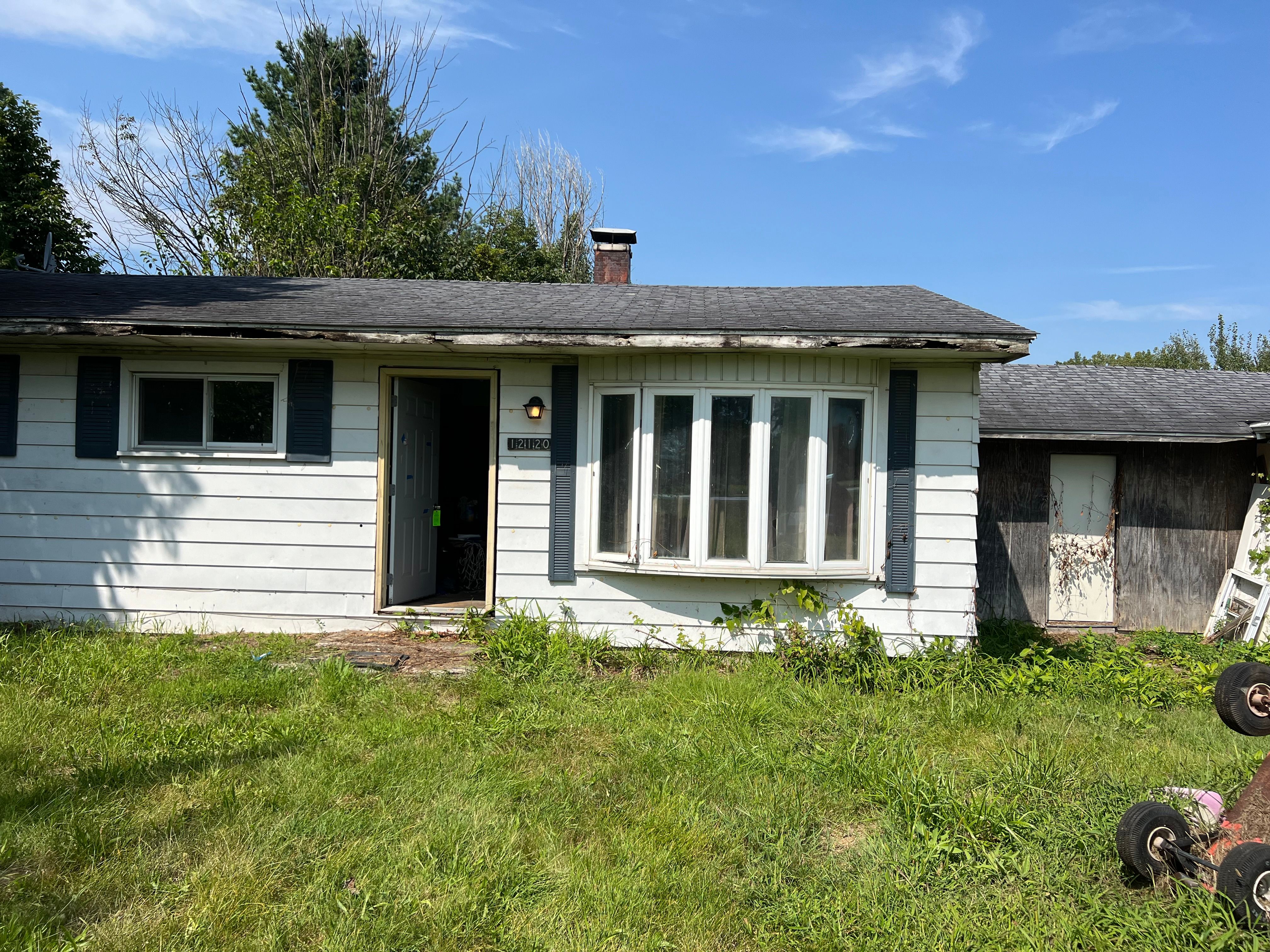 Vienna Rd, Montrose, MI 48457