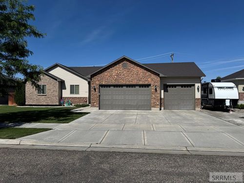 1519 Alayssa Dr, Idaho Falls, ID, 83402-5237 | Card Image