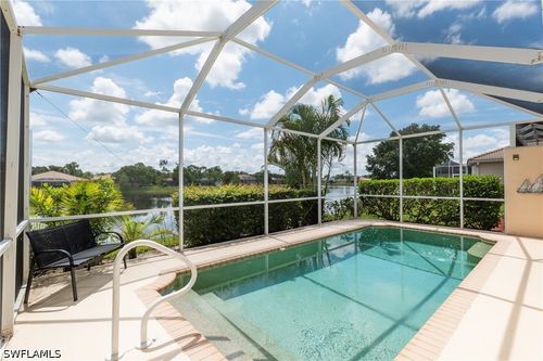 7755 Berkshire Pines Dr, NAPLES, FL, 34104-9488 | Card Image
