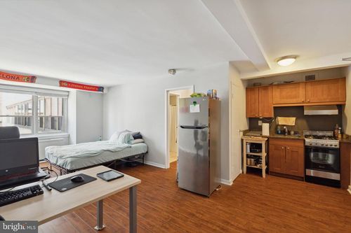 apt-607-1810 Rittenhouse Sq, PHILADELPHIA, PA, 19103-5809 | Card Image