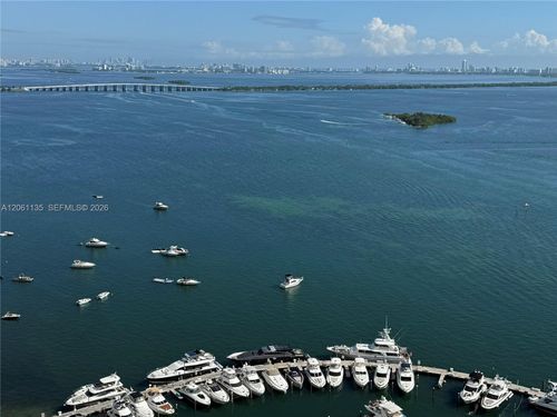 ts-d-555 Ne 15th St, Miami, FL, 33132-1434 | Card Image