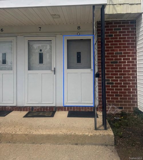 8-51 Rocky Point Yaphank Rd, Rocky Point, NY, 11778-8449 | Card Image