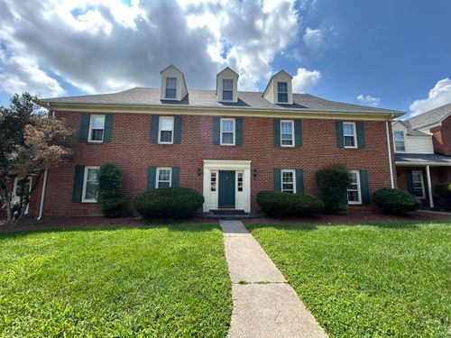 5-821 Stonegate Dr, Salem, VA, 24153-2639 | Card Image