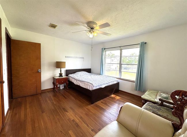 1435 Shaws Bend Rd, Home with 3 bedrooms, 2 bathrooms and null parking in Columbus TX | Image 15