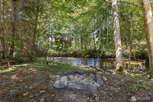 693 S Alder Ln, Port Angeles, WA, 98362-8461 | Card Image
