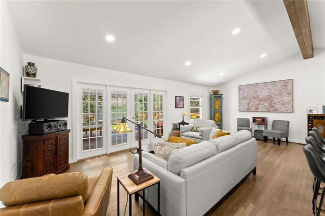 6875 Sunny Brook Ln, House other with 3 bedrooms, 2 bathrooms and 2 parking in Sandy Springs GA | Image 28