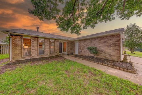 17203 Ranch Country Rd, Hockley, TX, 77447-9284 | Card Image