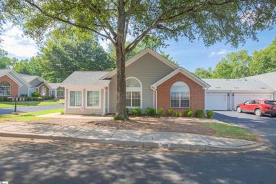 1302 Heritage Club Drive, Townhouse with 3 bedrooms, 2 bathrooms and 2 parking in Greenville SC | Image 3