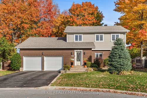 953 Jerome St, Hawkesbury, ON, K6A3B1 | Card Image