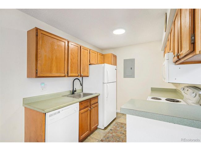302 - 10150 E Virginia Ave, House attached with 2 bedrooms, 2 bathrooms and null parking in Denver CO | Image 13