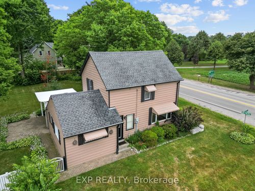 {{alt}} | Card Image