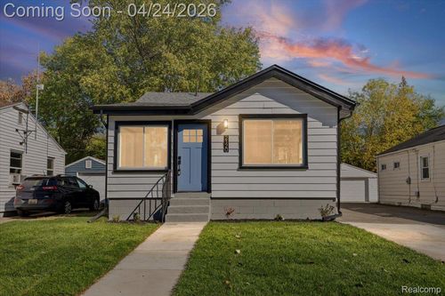 2120 Wrenson St, Ferndale, MI, 48220-1525 | Card Image