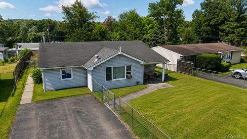 30 Plattekill Dr, Mount Marion, NY, 12456-6012 | Card Image