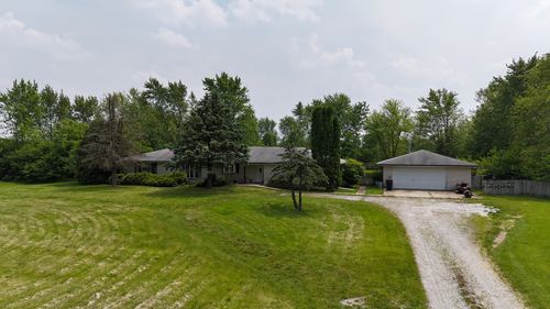 4247 W Church Rd, Beecher, IL, 60401-3580 | Card Image