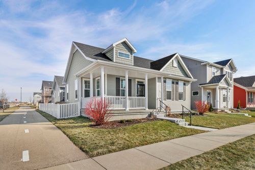 1203 Twisted Branch Way, Sun Prairie, WI, 53590-9012 | Card Image