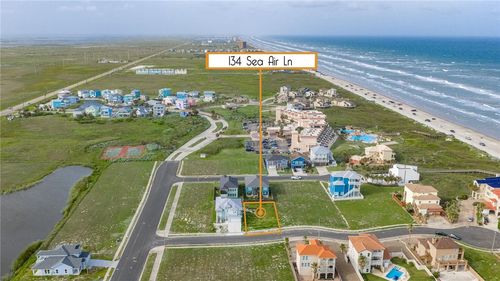 134 Sea Air Ln, Port Aransas, TX, 78373-5080 | Card Image