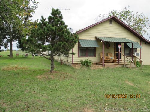 2905 E 2110 Rd, Hugo, OK, 74743-4517 | Card Image