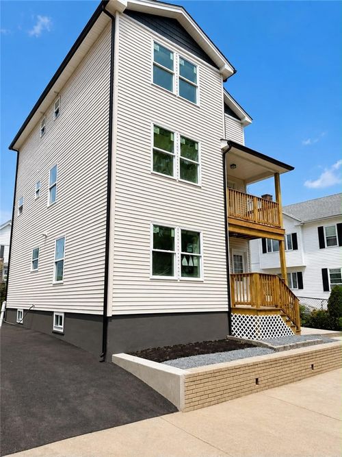 259 California Ave, Providence, RI, 02905-2814 | Card Image