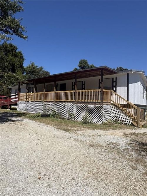 1025 Evergreen Dr, Elberton, GA, 30635-2362 | Card Image