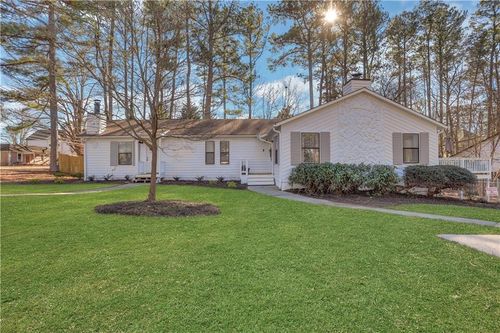 a-1000 Mathews Ct Se, Smyrna, GA, 30080-3672 | Card Image