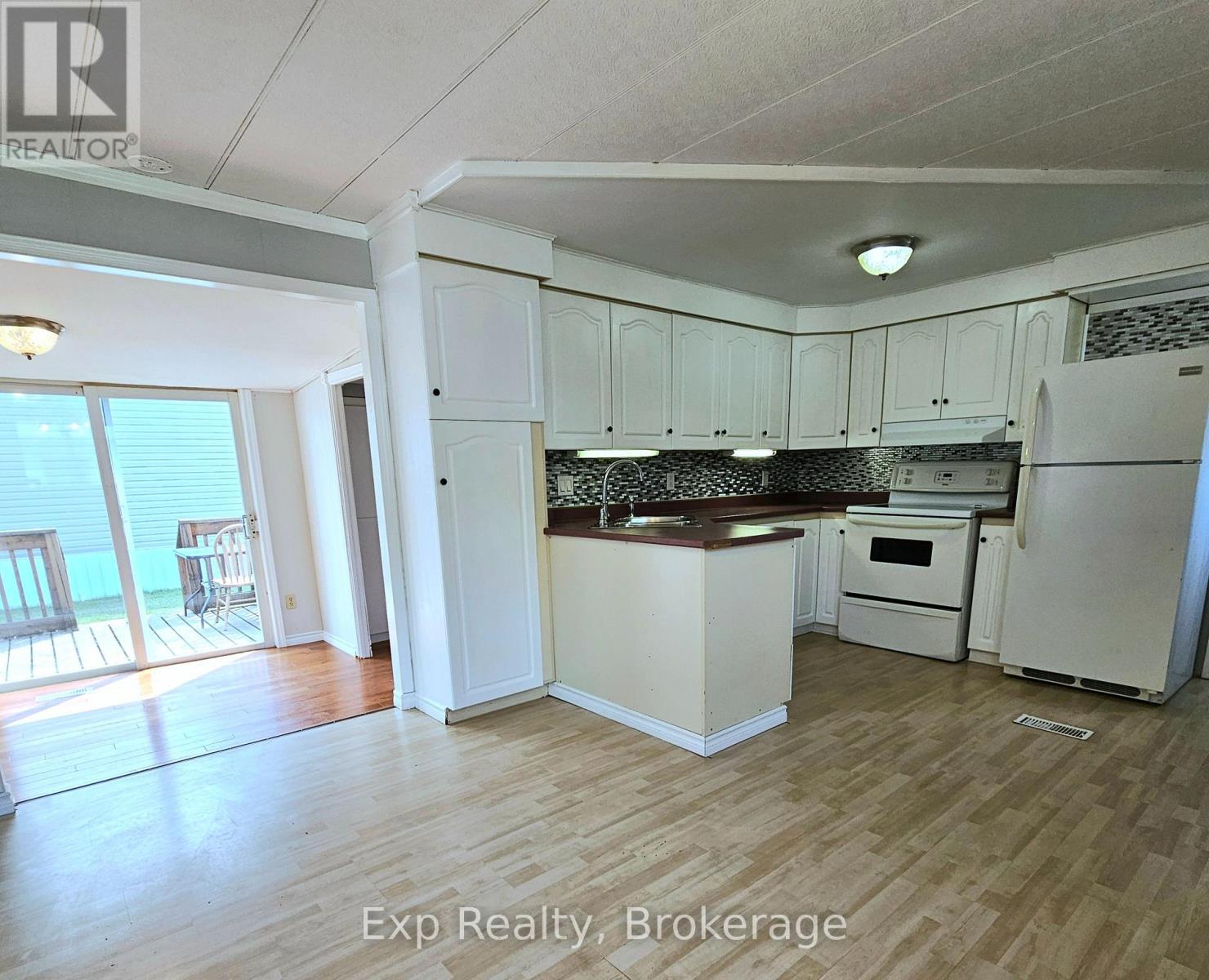 Residential in Quinte West (Sidney Ward) 5