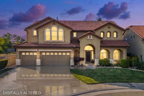 10001 Silver Legend Ct, Sacramento, CA, 95829-8145 | Card Image