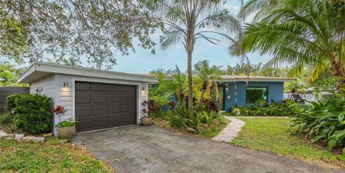 109 Ne 26th St, Wilton Manors, FL, 33305 | Card Image